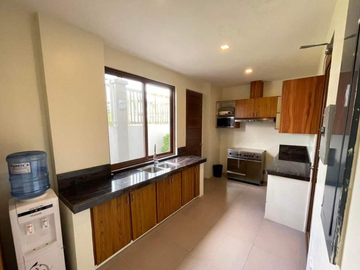 FOR SALE - House and Lot in Tagaytay Heights, Tagaytay, Cavite