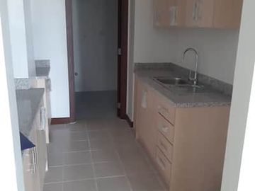 110k monthly RFO pdr condominium in manila lease rent to own 2 bedroom