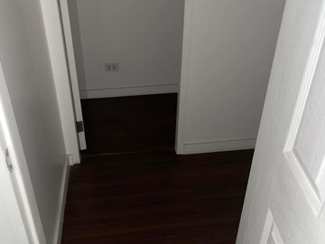 CONDO 1-2 BEDROOMS IN TIMOG AVE. QUEZON CITY NEAR MRT STATION