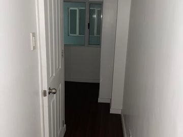 CONDO 1-2 BEDROOMS IN TIMOG AVE. QUEZON CITY NEAR MRT STATION