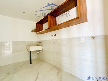 Residencia Nueva en Venta Puerta Las Lomas Andares Zapopan
