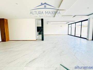 Residencia Nueva en Venta Puerta Las Lomas Andares Zapopan
