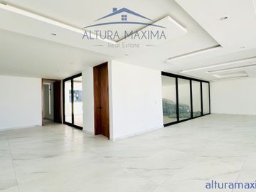 Residencia Nueva en Venta Puerta Las Lomas Andares Zapopan