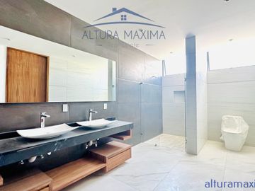 Residencia Nueva en Venta Puerta Las Lomas Andares Zapopan