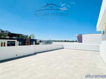 Residencia Nueva en Venta Puerta Las Lomas Andares Zapopan