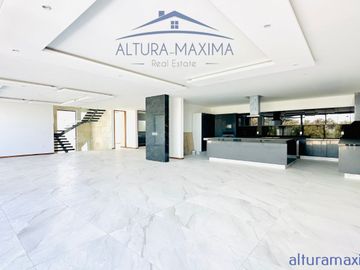 Residencia Nueva en Venta Puerta Las Lomas Andares Zapopan