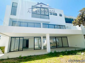 Residencia Nueva en Venta Puerta Las Lomas Andares Zapopan