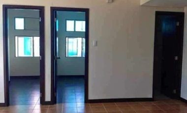 Hurry Few units left!  RFO condo in Makati Fast move in 2 bedroom 38 sqm10% down payment upto 15% discount 0% interest  along edsa near glorietta, gre