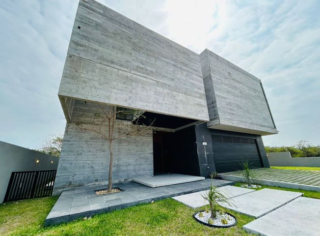 Foto Casa en venta en Veracruz con 4 recamaras Residencial El Dorado