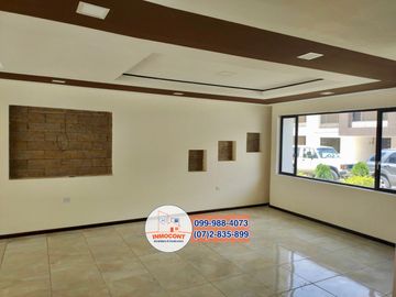 Hermosa casa por estrenar en condominio, Sector Molinopamba Alto C1266