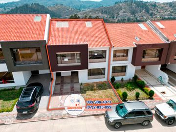 Hermosa casa por estrenar en condominio, Sector Molinopamba Alto C1266