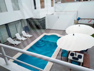 OPORTUNIDAD: SE VENDE 4 CASAS EN UNO CON ÁREAS COMUNES