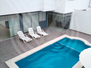 OPORTUNIDAD: SE VENDE 4 CASAS EN UNO CON ÁREAS COMUNES