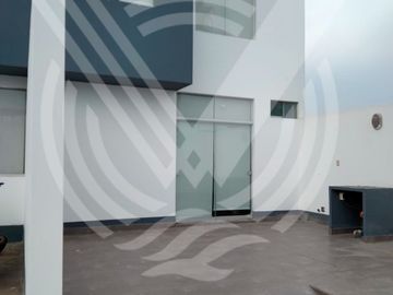 OPORTUNIDAD: SE VENDE 4 CASAS EN UNO CON ÁREAS COMUNES
