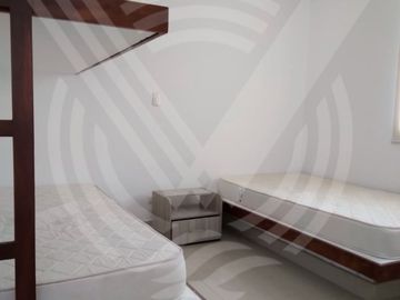 OPORTUNIDAD: SE VENDE 4 CASAS EN UNO CON ÁREAS COMUNES