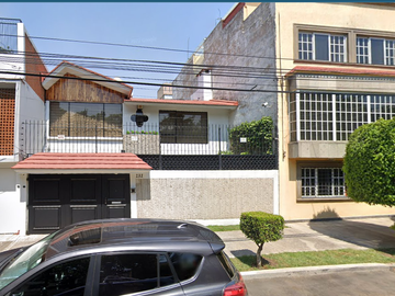 casa en venta enC. Presa Don Martín 131, Col. Irrigación, Miguel Hidalgo, 11500 Ciudad de México, CDMX