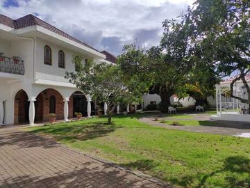 Fabulosa casa en venta, sector Machangara.
