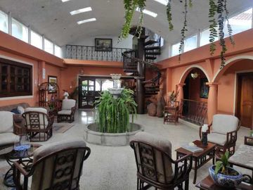 Fabulosa casa en venta, sector Machangara.