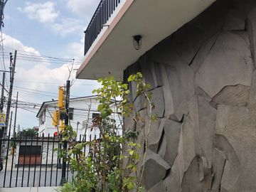oportunidad VENTA DE CASA ESQUINERA EN SECTOR MUY COMERCIAL