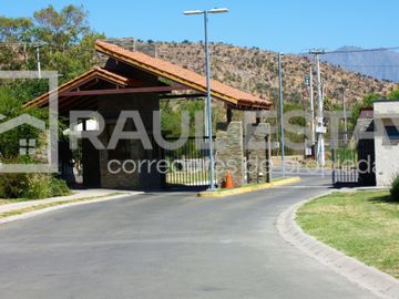 Vendemos hermosa y amplia casa cerca de Auco