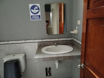 VENTA O ALQUILER DE OFICINAS EN EL CENTRO DE PIURA