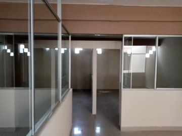 VENTA O ALQUILER DE OFICINAS EN EL CENTRO DE PIURA