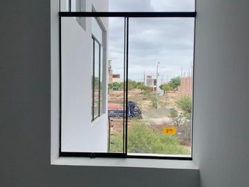 OPORTUNIDAD UNICA: VENDO DEPARTAMENTO  FRENTE AL FUTURO CLUB DE MIRAFLORES