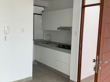 OPORTUNIDAD UNICA: VENDO DEPARTAMENTO  FRENTE AL FUTURO CLUB DE MIRAFLORES