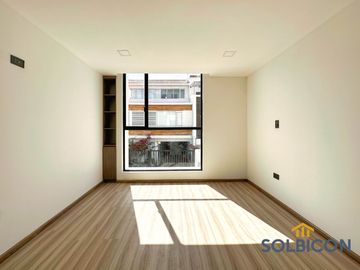 HERMOSA CASA MODERNA EN EL SECTOR DE LOS PUENTES