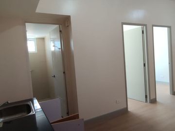2bedroom condo in manila peninsula agdren near sm manila santa ana manila