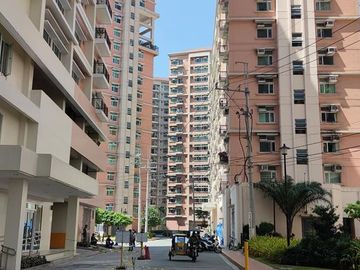 2bedroom condo in manila peninsula agdren near sm manila santa ana manila