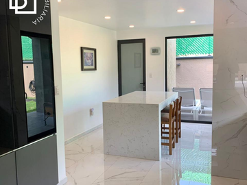 Casa en Loma de Valle Escondido equipada y remodelada con acabados de lujo