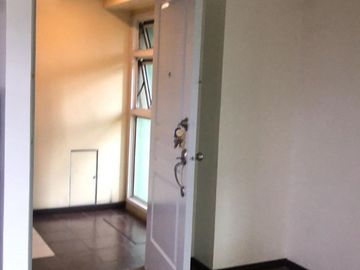 Two Serendra Encino Tower 3 Bedroom w/ Balcony & Parking by Alveo Land