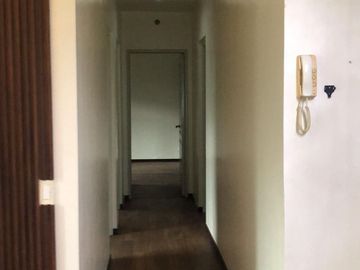 Two Serendra Encino Tower 3 Bedroom w/ Balcony & Parking by Alveo Land