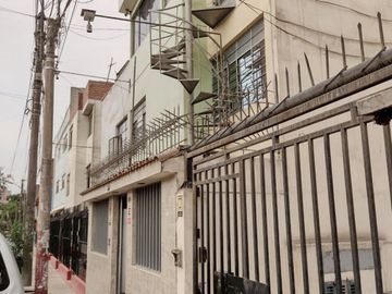 VENTA DE CASA EN SAN JUAN DE LURIGANCHO