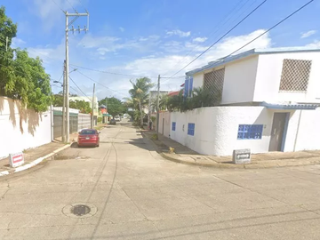 Casa en petolera coatzacoalcos, Ahorra hasta el 50% de su valor, requisitos Minimos
