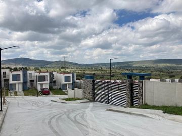 Se vende casa en Centro Bicentenario, Atotonilco de Tula, Hidalgo.