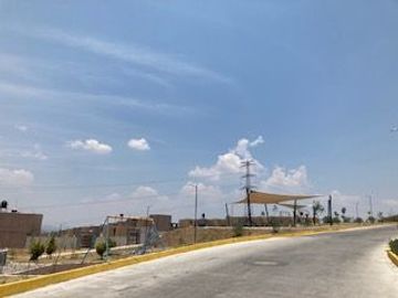 Se vende casa en Centro Bicentenario, Atotonilco de Tula, Hidalgo.