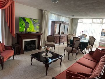 CASA EN VENTA, CENTRO DE QUERETARO, QRO.