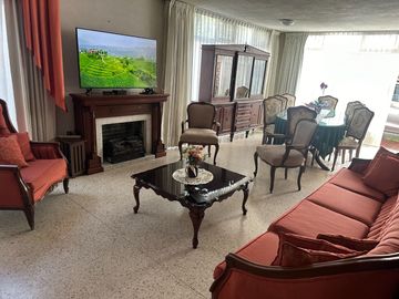 CASA EN VENTA, CENTRO DE QUERETARO, QRO.