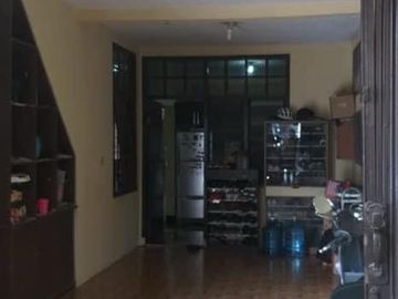 DIJUAL RUMAH NYAMAN TERAWAT STRATEGIS @ KOMPLEK SAUYUNAN CIBADUYUT LAMA KOPO BANDUNG