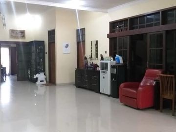 DIJUAL RUMAH NYAMAN TERAWAT STRATEGIS @ KOMPLEK SAUYUNAN CIBADUYUT LAMA KOPO BANDUNG