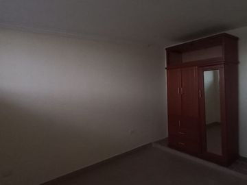 Casa de Venta en Bernardo de Legarda & Avenida Occidental, Quito, Ecuador, Norte de Quito