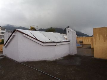 Casa de Venta en Bernardo de Legarda & Avenida Occidental, Quito, Ecuador, Norte de Quito