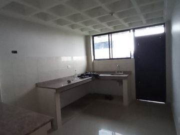 Casa de Venta en Bernardo de Legarda & Avenida Occidental, Quito, Ecuador, Norte de Quito