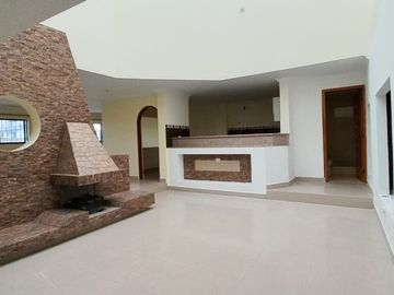 Casa de Venta en Bernardo de Legarda & Avenida Occidental, Quito, Ecuador, Norte de Quito