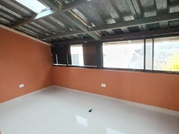 Casa de Venta en Bernardo de Legarda & Avenida Occidental, Quito, Ecuador, Norte de Quito