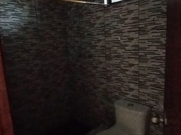 Casa de Venta en Bernardo de Legarda & Avenida Occidental, Quito, Ecuador, Norte de Quito