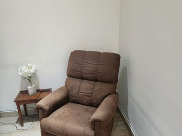 VENTA DE RESIDENCIA CONSTRUIDA PARA PERSONAS CON DISCAPACIDAD EN BOSQUES DE SAN JUAN, SAN JUAN DEL RÍO, QUERÉTARO