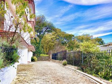 VENDA DE PRECIOSA RESIDENCIA EN HACIENDA DE VALLESCONDIDO ATIZAPAN
